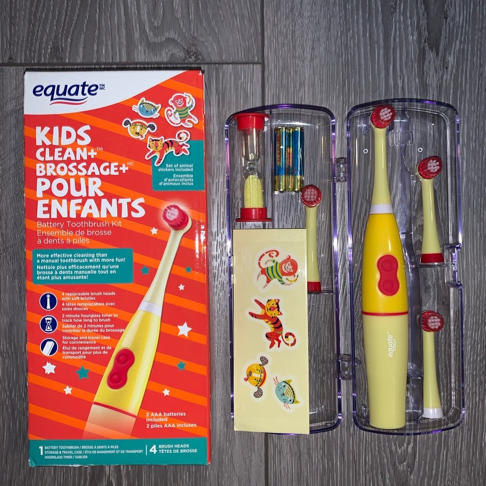 Toothbrush Kit Battery-Operated NEW